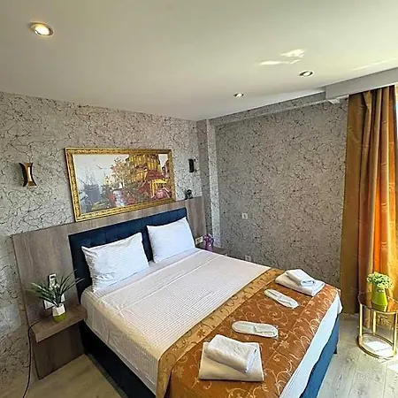Hotell Peker 3*
