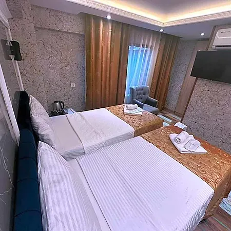 Peker Hotell